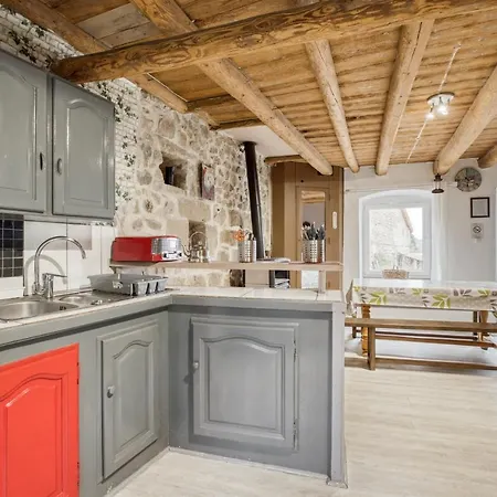 Maison Charmante A Avec Jardin Prive.