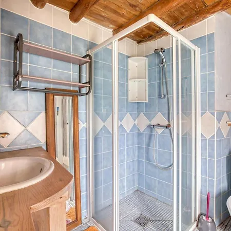 Maison Charmante A Avec Jardin Prive. Holiday home Valprivas