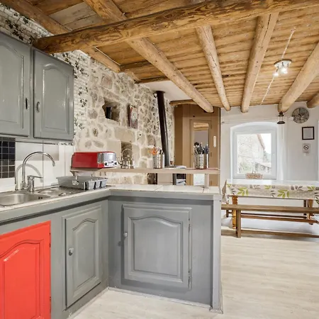 Maison Charmante A Avec Jardin Prive. * Valprivas