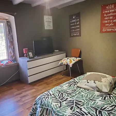 Maison De 2 Avec Jardin Clos Et Wifi A Hébergement de vacances